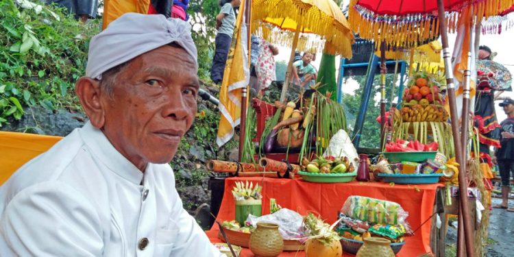 Tiga Agama Menyambut Hari Raya Nyepi Bersama