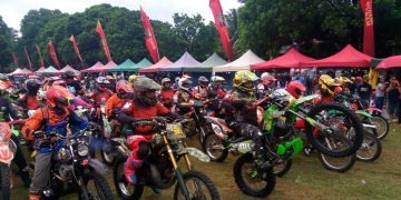 Para Crosser Ramaikan HUT Kabupaten Kediri