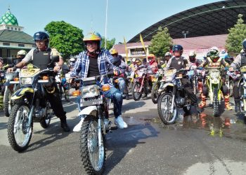 Ngetrail dan Baksos Bareng di Lereng Kelud