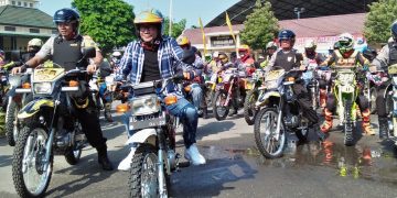 Ngetrail dan Baksos Bareng di Lereng Kelud