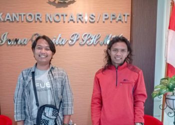 Solidaritas Bikin Kaos Buat Ongkos Terbang ke Frankfurt