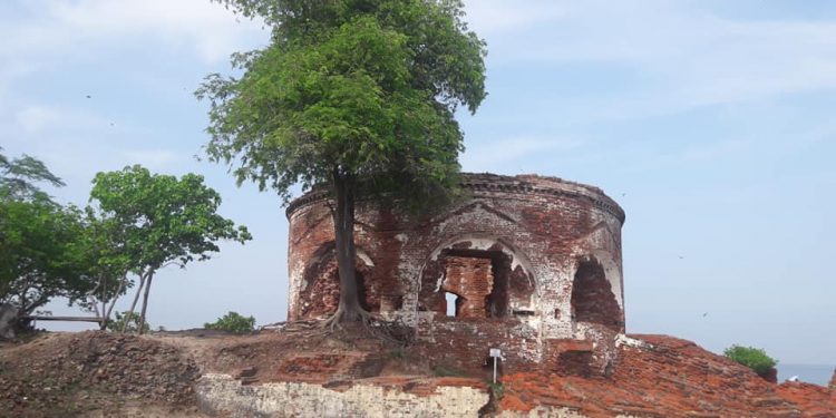 Menziarahi Benteng Belanda Kepulauan Seribu