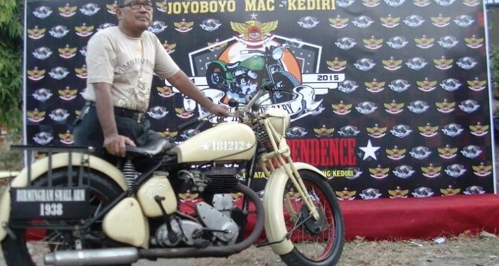 Henggar, Dokter Penggila Motor Antik