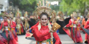 Koreografi Topeng Panji Tanah Jawi Memenangi Surabaya Vaganza 2023