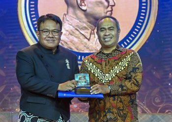 Sempat Terhalang Pandemi, “Nobel Asia” Akhirnya Diterima Watchdoc