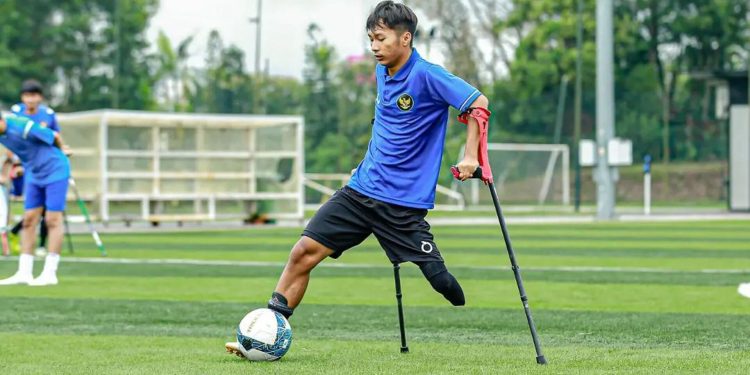 Striker Berkaki Satu Siap Berkompetisi di Jepang