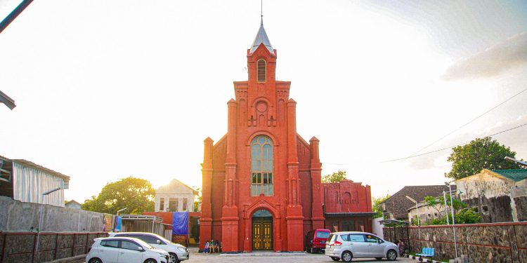 Jejak Orang Armenia di Gereja Merah Kediri