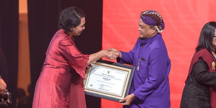 Kediripedia.com Menerima Anugerah Kebudayaan Indonesia 2024