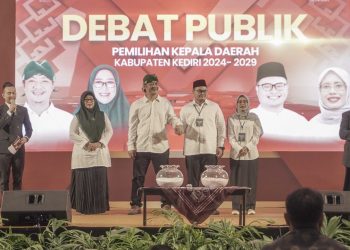 Adu Janji Calon Bupati Kediri pada Debat Publik Perdana KPU