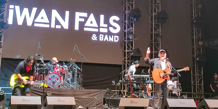 Iwan Fals, Sang Trubadur Lintas Zaman