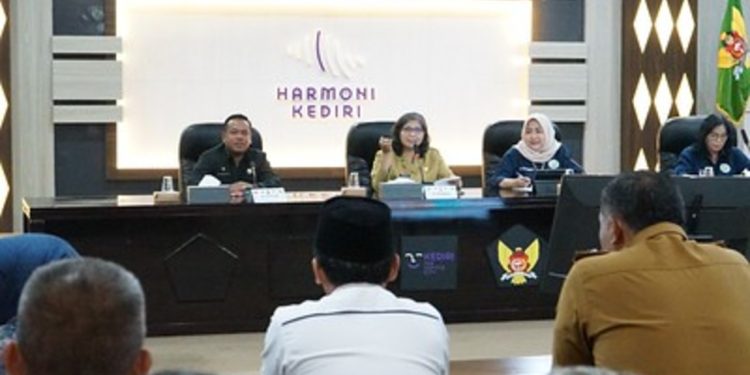 Malam Apresiasi bagi Puluhan Pemuda Kota Kediri yang Berprestasi