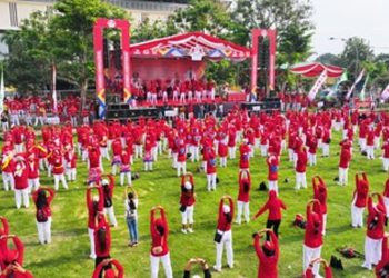 23 Ribu Pegiat Senam Tera Memadati GOR Jayabaya Kota Kediri