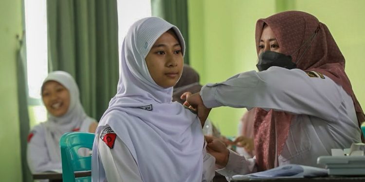 Cegah Kanker Serviks, 3 Ribu Siswi Kota Kediri Diimunisasi HPV