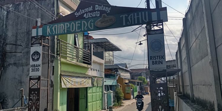 Limbah Tahu di Kota Kediri Dibuang ke Sungai Dekat Permukiman