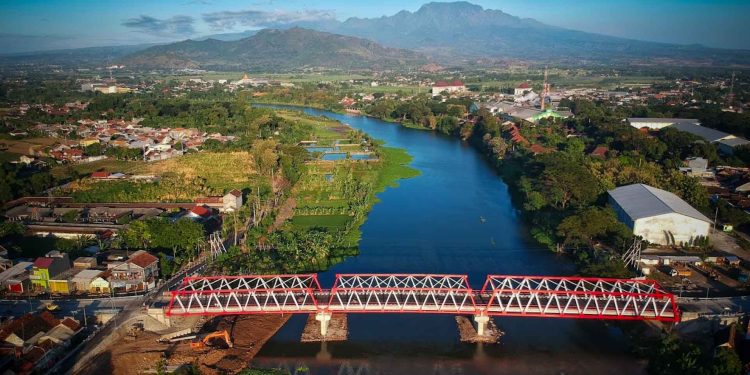 Pemicu Kota dan Kabupaten Kediri Terpisah