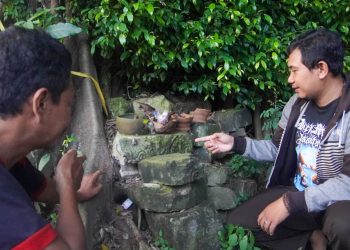 Teka Teki Siti Inggil, Candi di Dekat Pondok Lirboyo