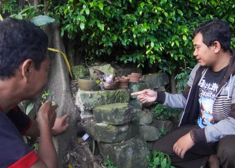 Teka Teki Siti Inggil, Candi di Dekat Pondok Lirboyo